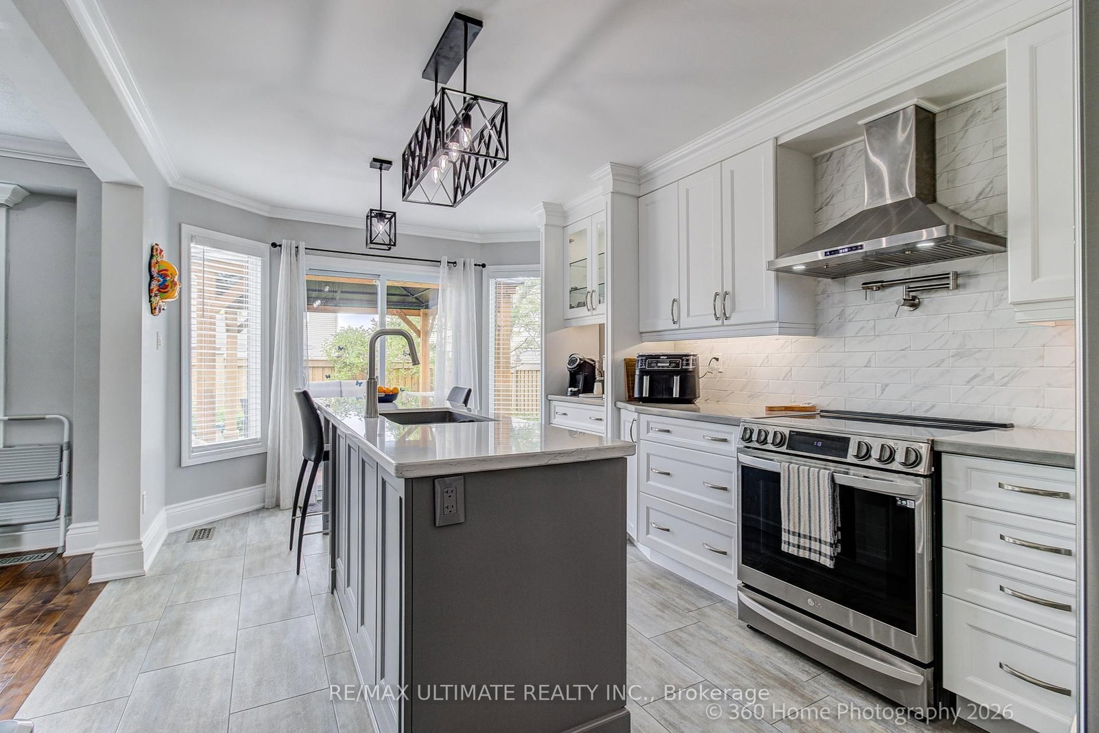 23 Windham Crescent • Clarington, ON photo 5