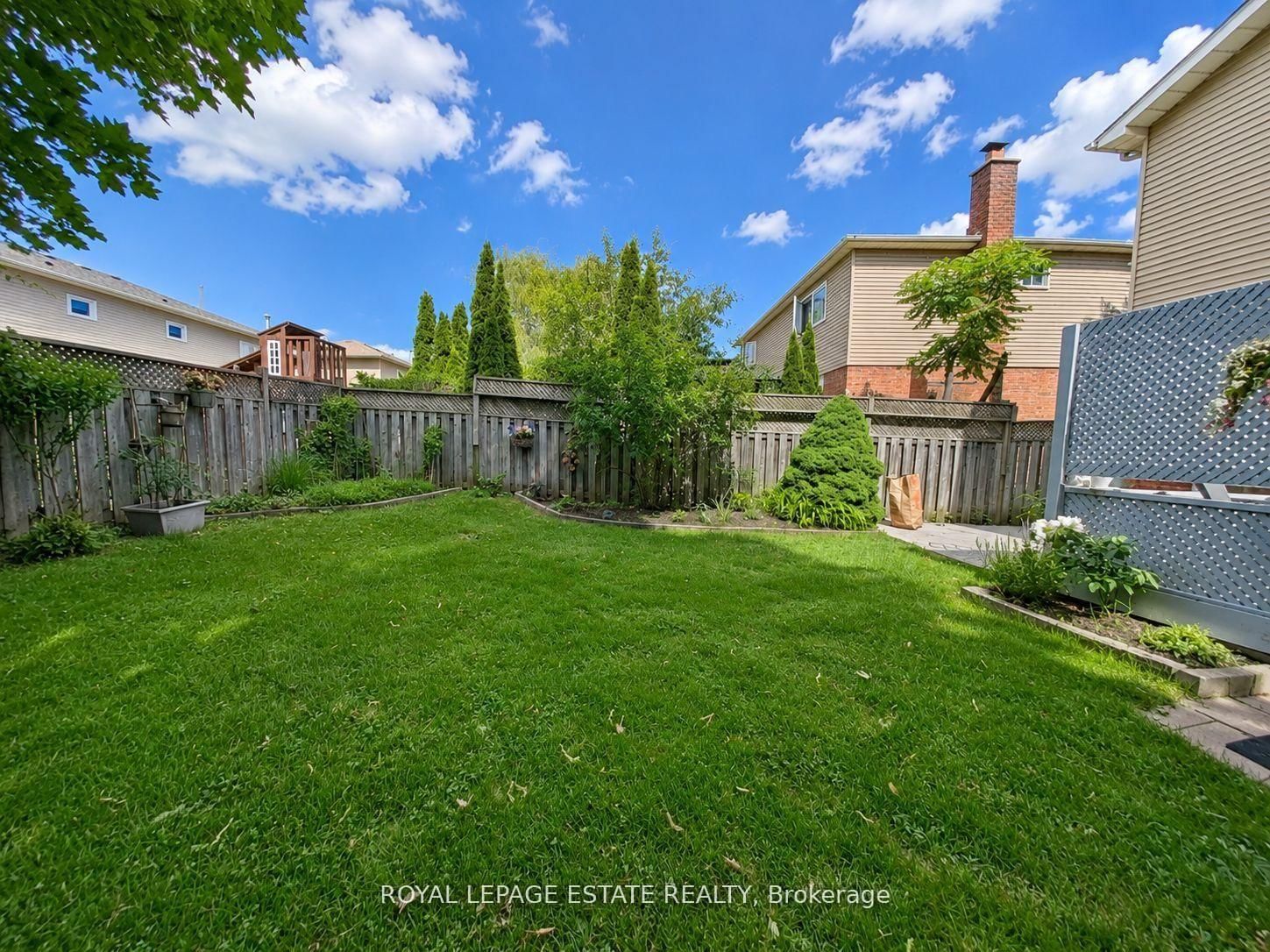 130 William Stephenson Drive • Whitby, ON photo 38