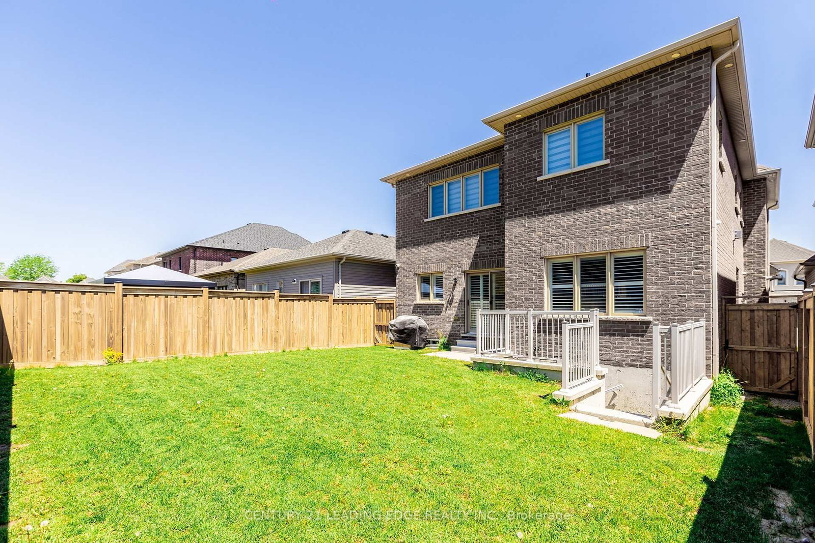 228 Fleetwood Drive • Oshawa, ON photo 46