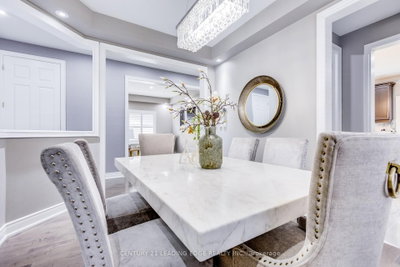 228 Fleetwood Drive • Oshawa, ON photo 8