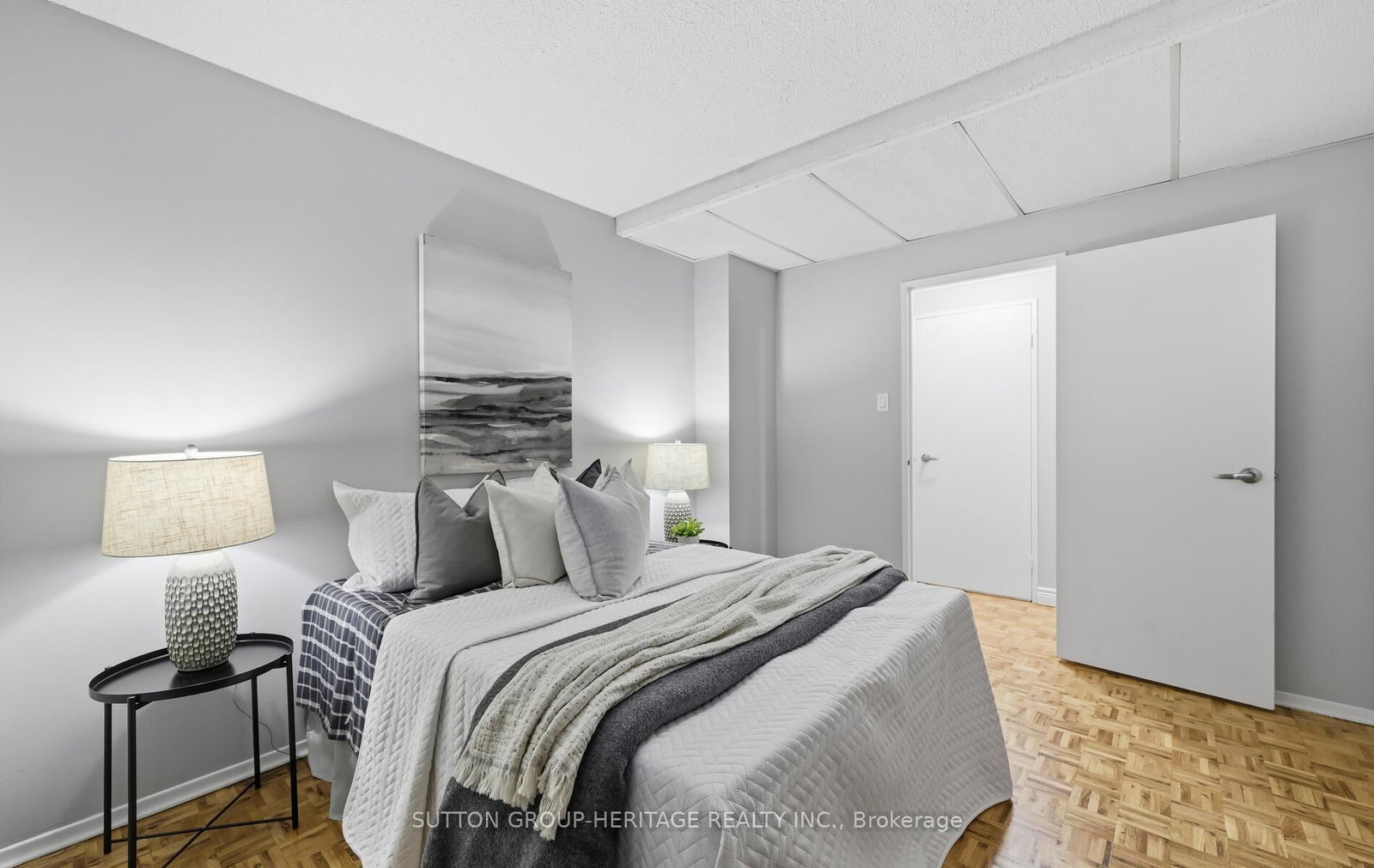 3380 Eglinton Avenue E • #PH07 • Toronto, ON photo 27