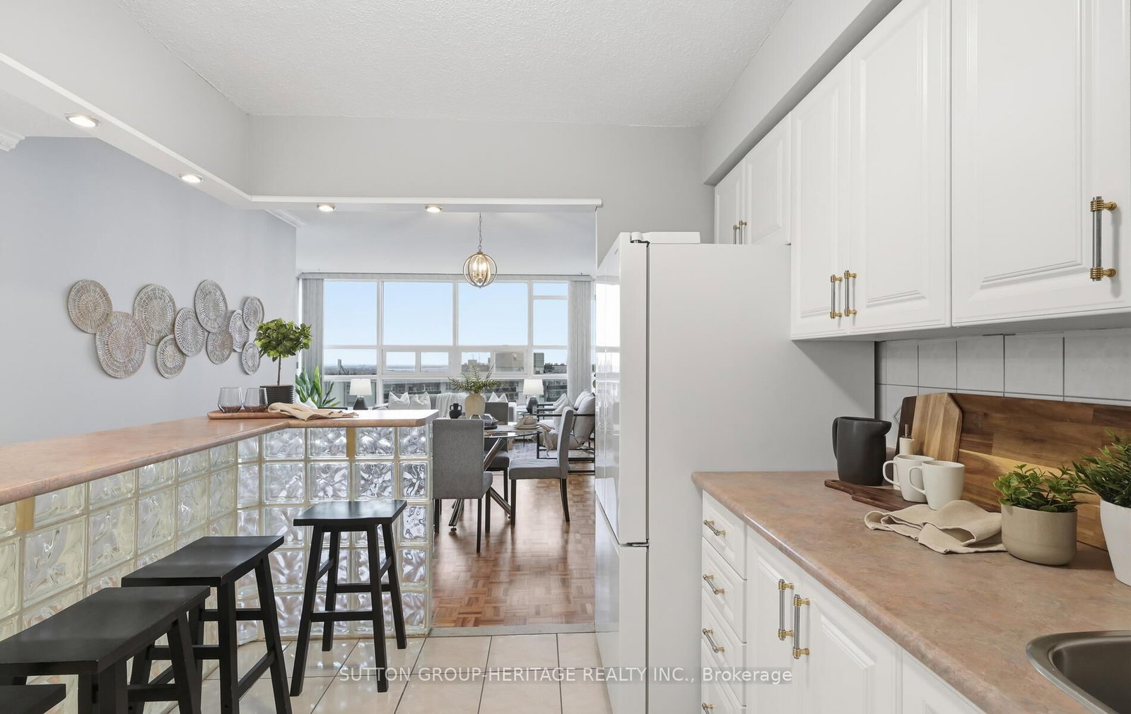 3380 Eglinton Avenue E • #PH07 • Toronto, ON photo 8