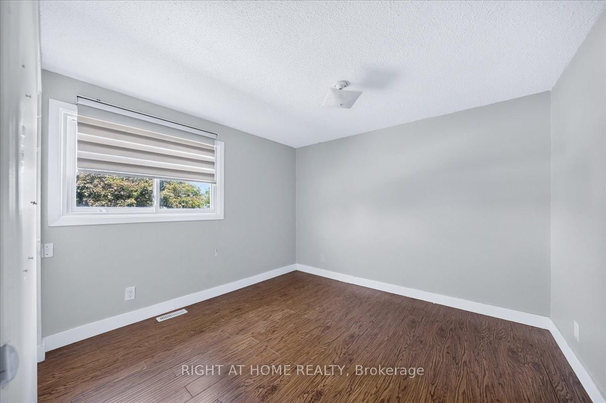 1087 Venus Crescent • Oshawa, ON photo 15