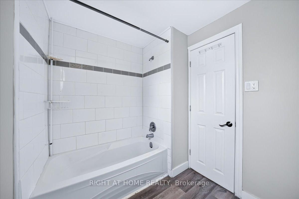 1087 Venus Crescent • Oshawa, ON photo 19