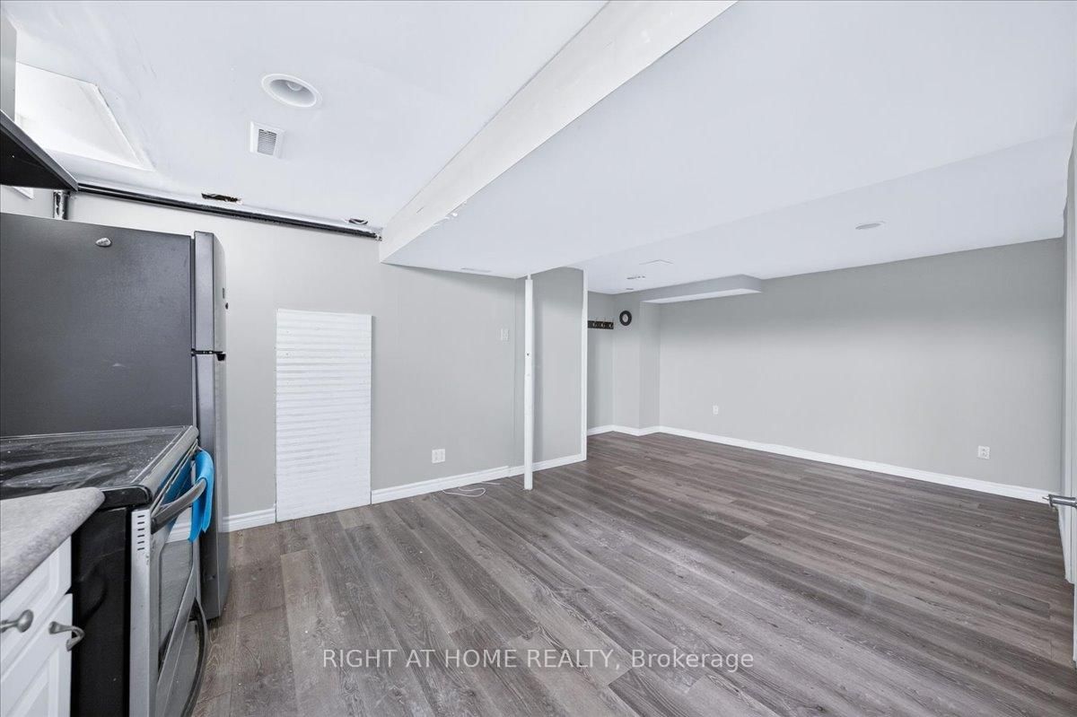 1087 Venus Crescent • Oshawa, ON photo 27