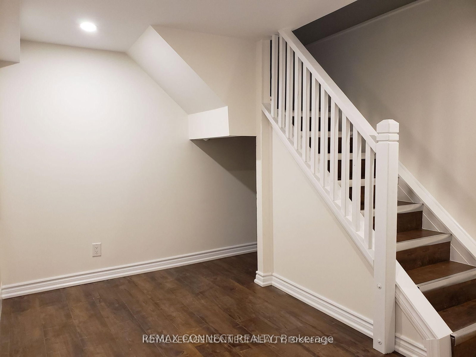 Lower-50 Birchmount Road, Toronto, ON, photo 3