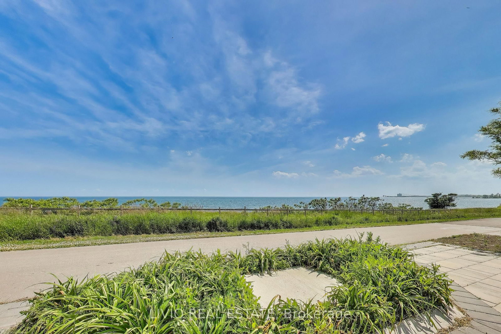 14 Lookout Drive • #A • Clarington, ON photo 23