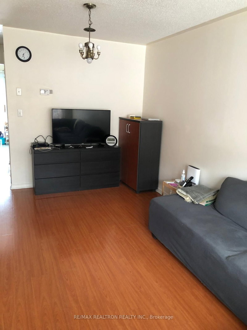 612 - 28 Rosebank Drive