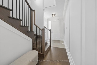 3 Burnham Court • Scugog, ON photo 4