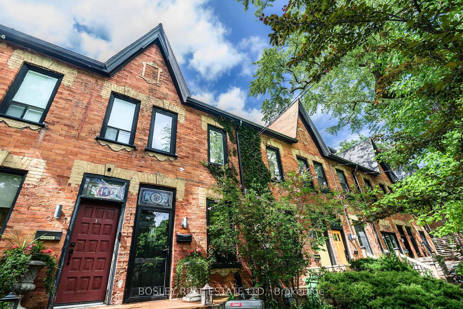 16 Blong Avenue • Toronto, ON photo 45