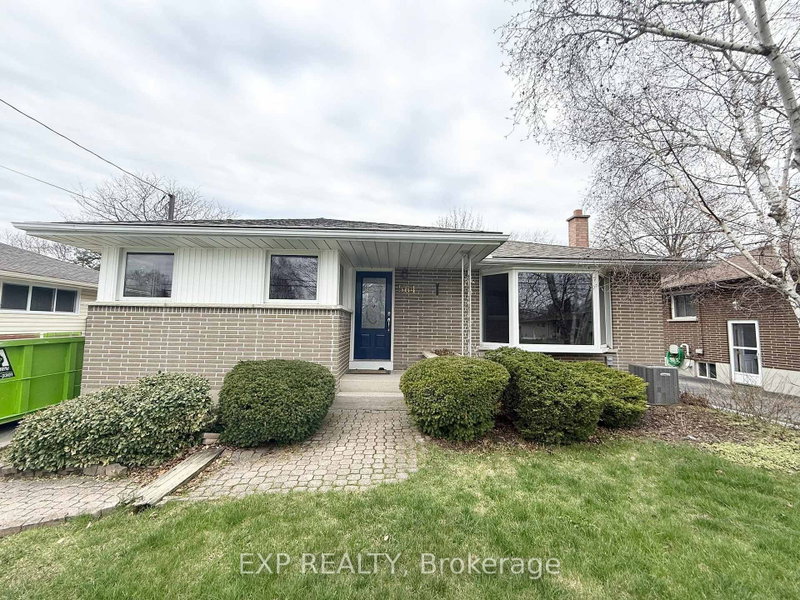 home for lease on Lower-564 Central Park Boulevard N