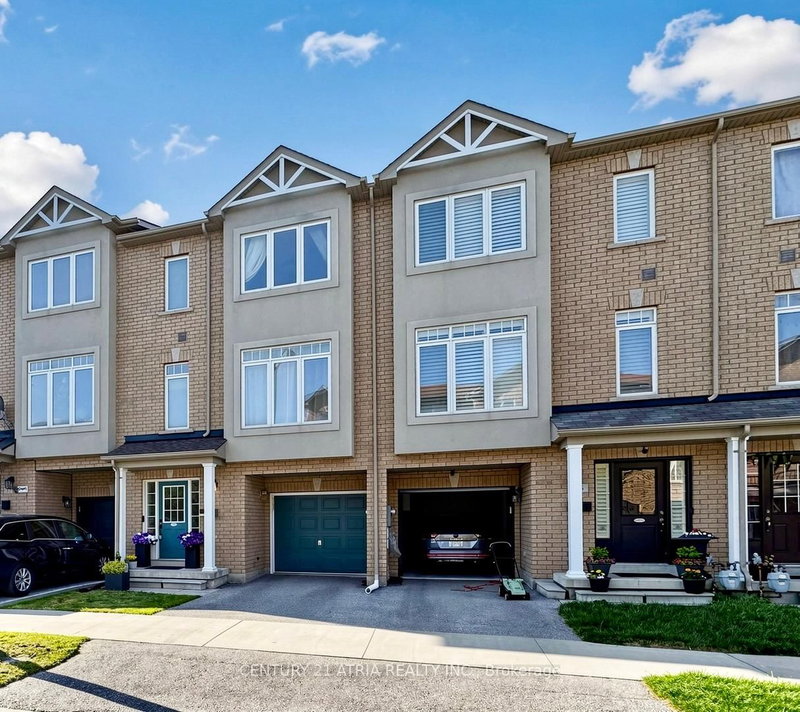 34 Curran Hall Crescent
