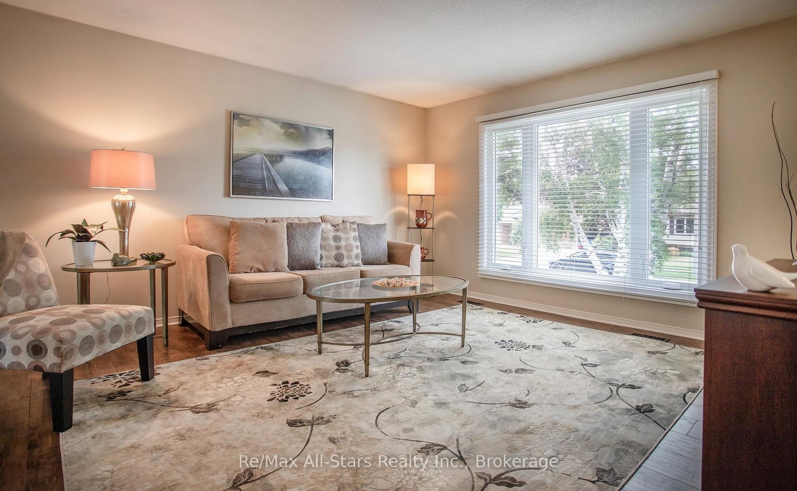 39 Applewood Crescent • Scugog, ON photo 6