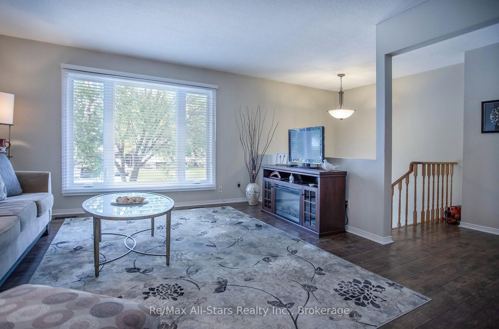 39 Applewood Crescent • Scugog, ON photo 7