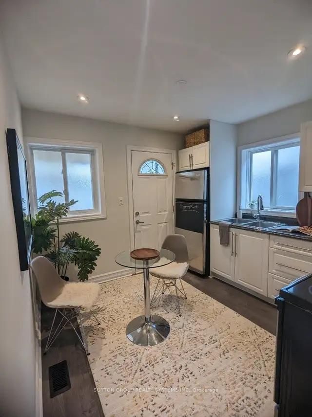 2-465 Ashdale Avenue, Toronto, ON, photo 3