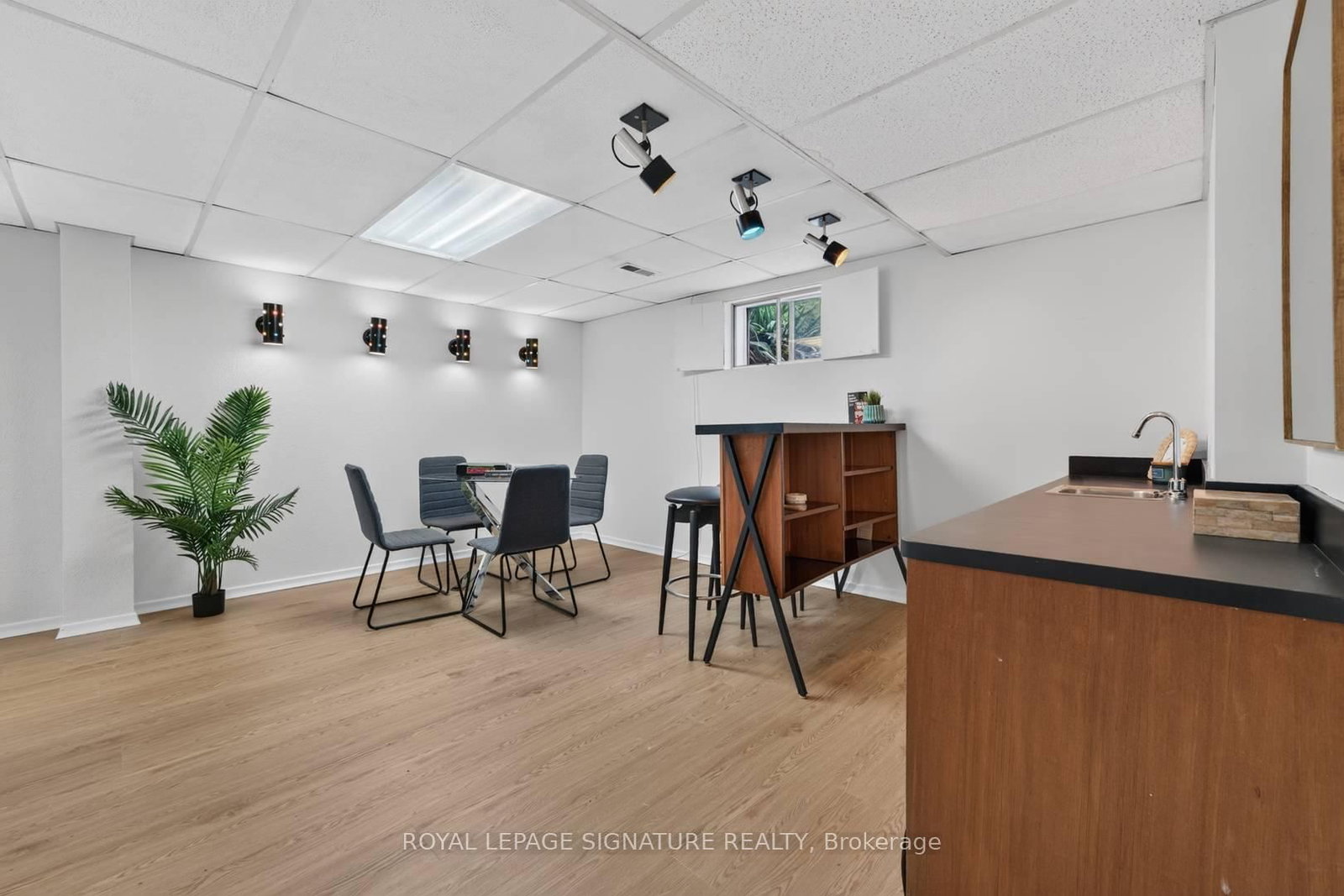 11 Regency Square • Toronto, ON photo 30