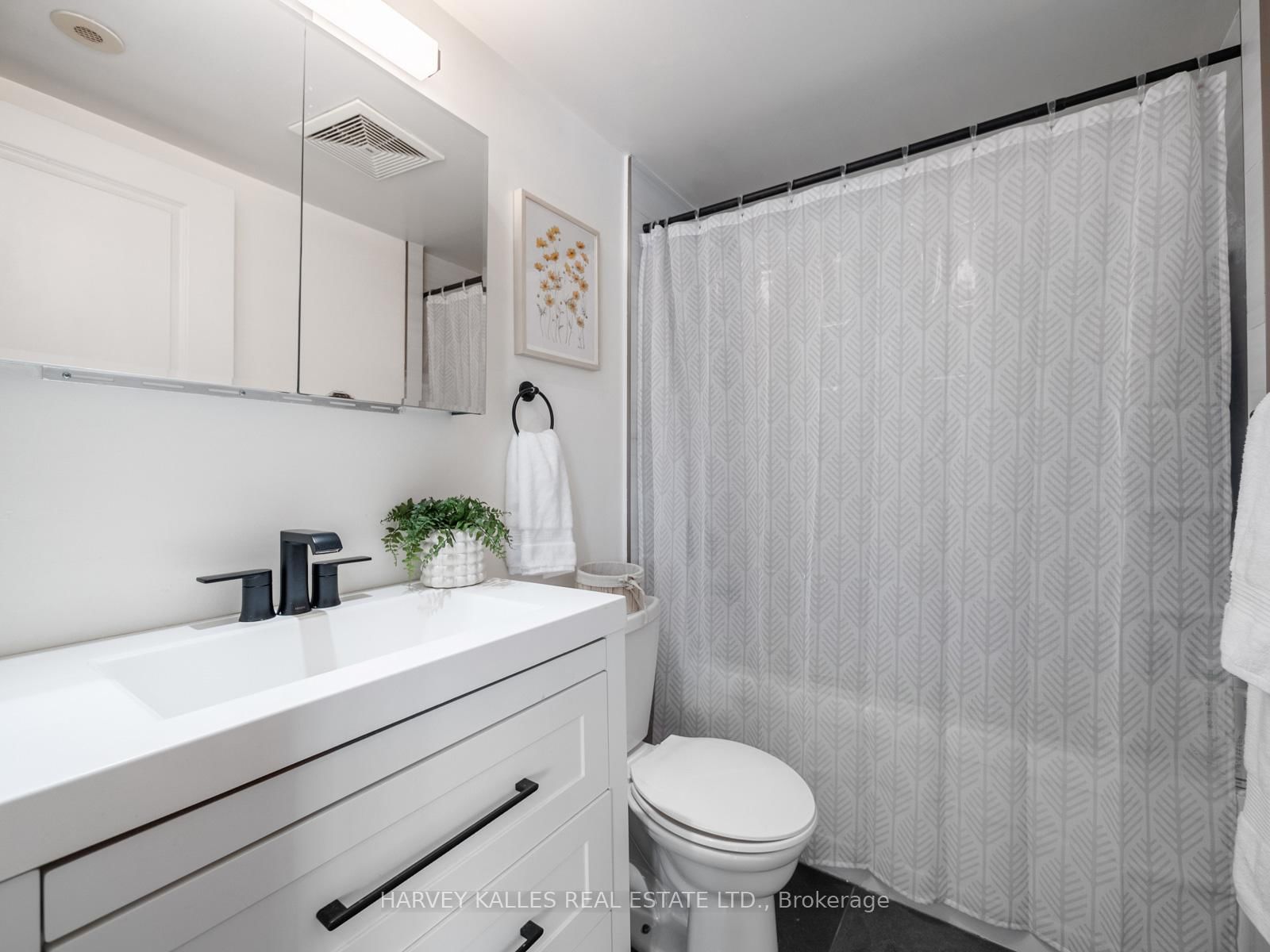 59 Carroll Street • Toronto, ON photo 41