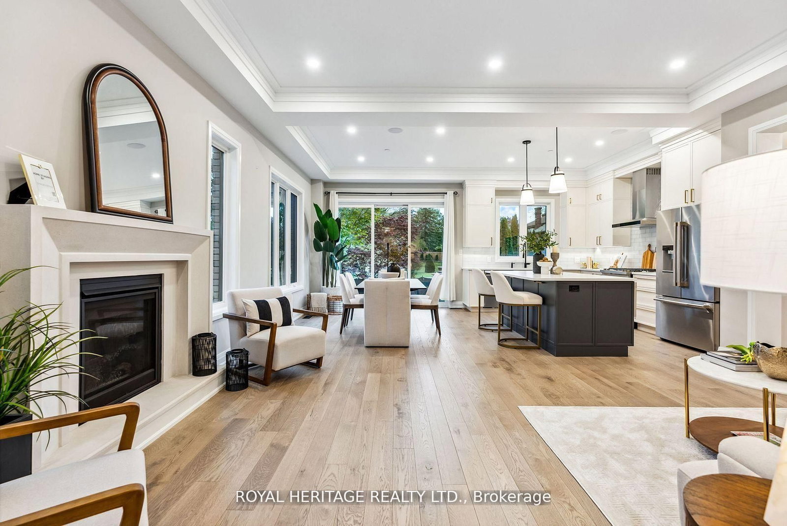 5 Inverlynn Way • Whitby, ON photo 6