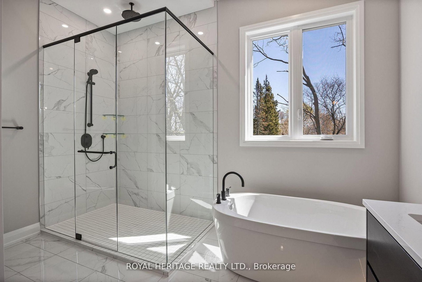 23 Inverlynn Way • Whitby, ON photo 15