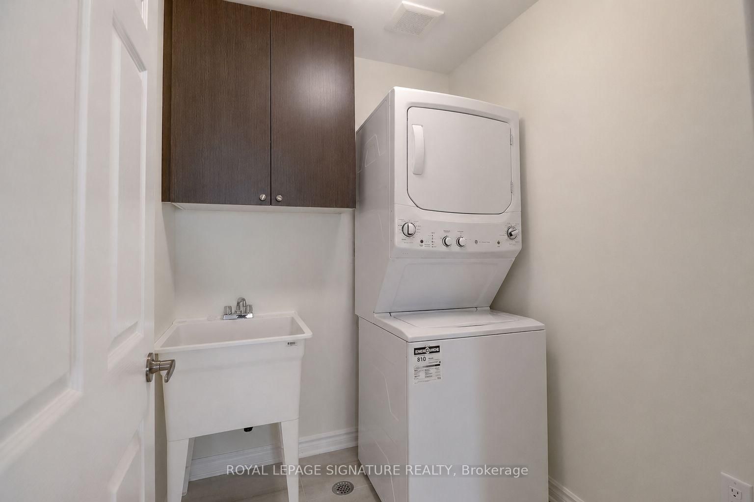 3229 Chimney Swift Crescent • Pickering, ON photo 24