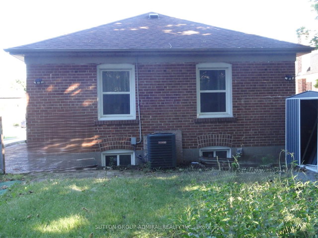 30 Merrian Road