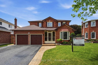 6 Aldcroft Crescent