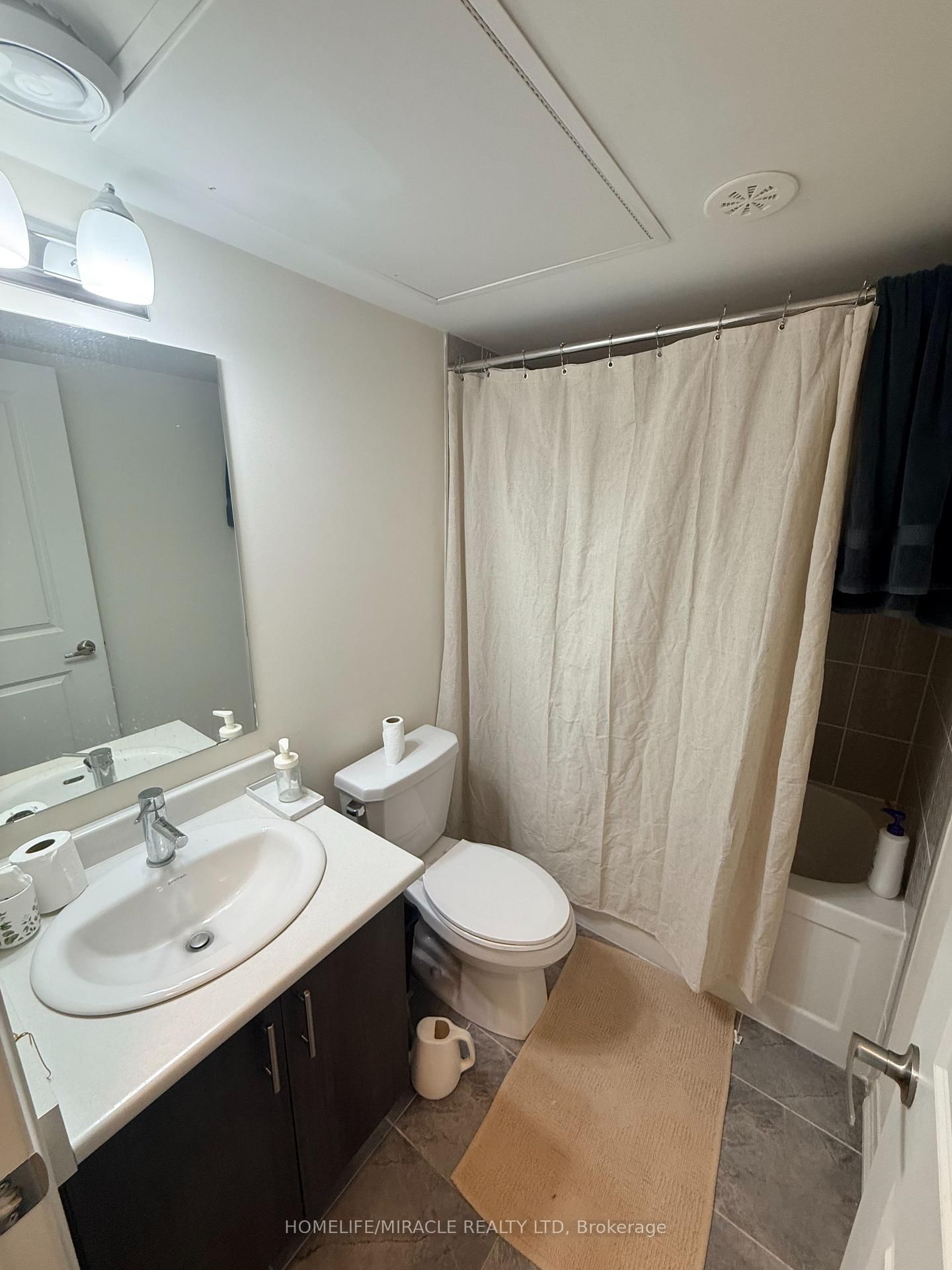25 Priya Lane • #19 • Toronto, ON photo 10