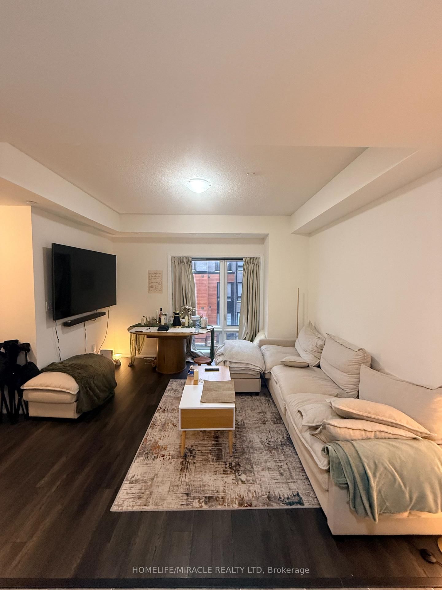 25 Priya Lane • #19 • Toronto, ON photo 6