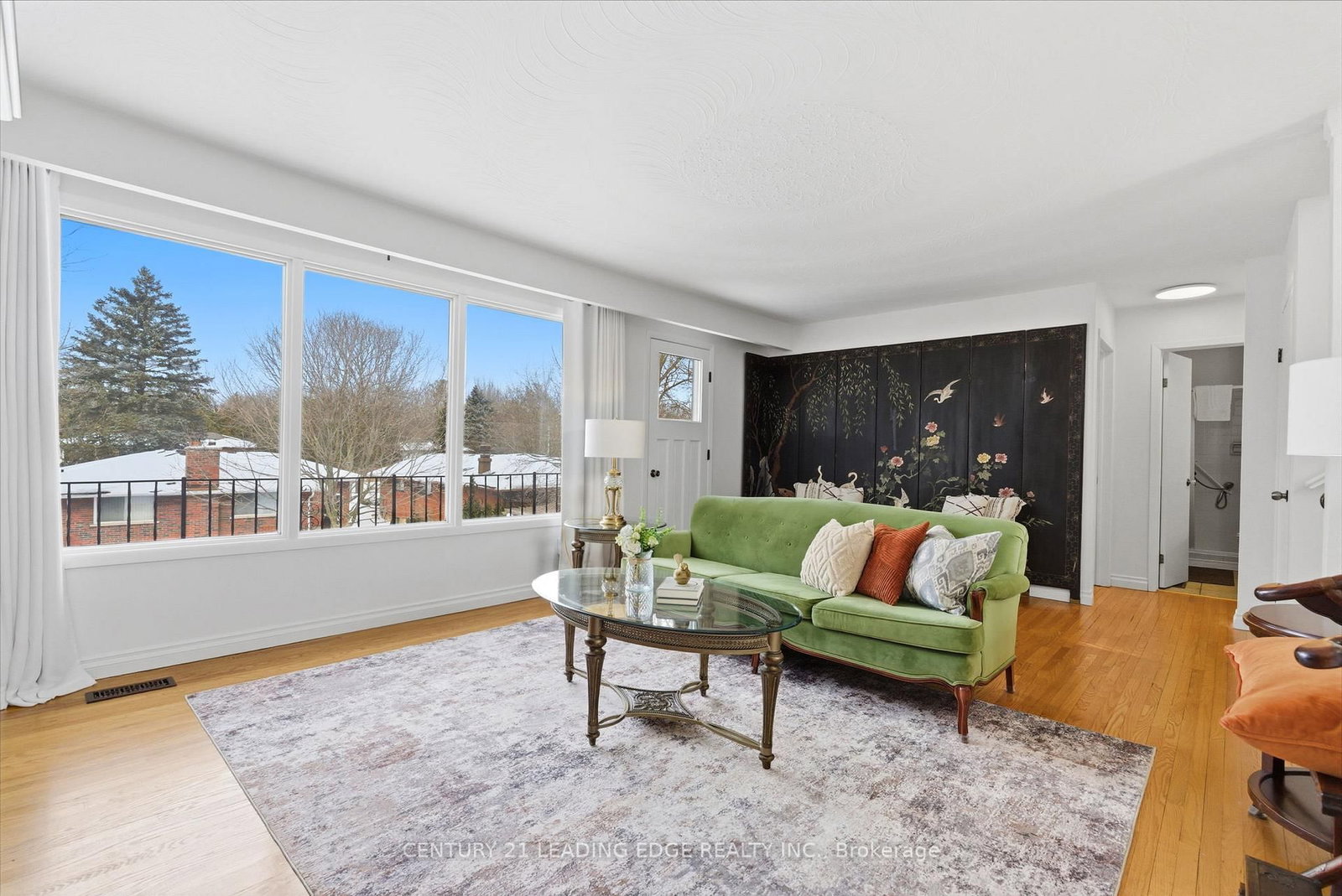 581 Arnhem Drive • Oshawa, ON photo 16