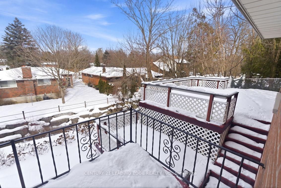 581 Arnhem Drive • Oshawa, ON photo 38