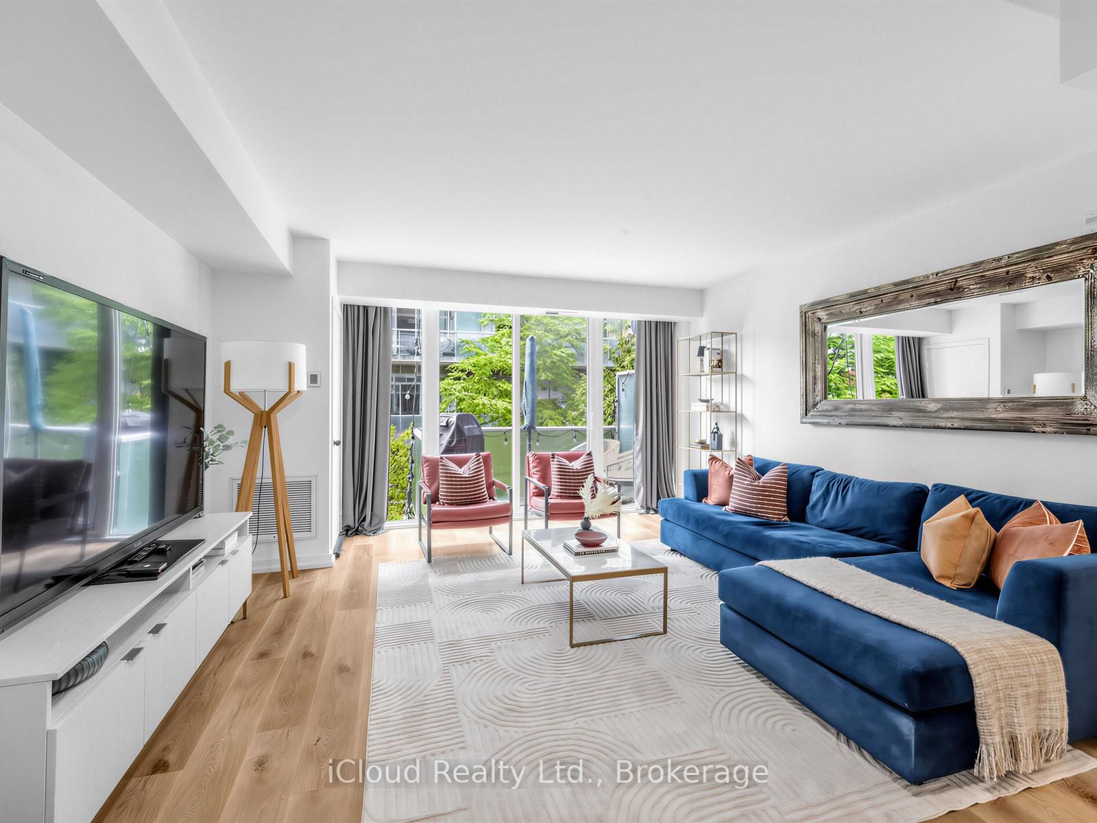 201 Carlaw Avenue • #244 • Toronto, ON photo 12