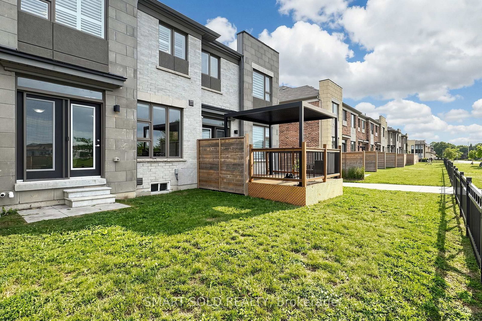 80 Donald Fleming Way • Whitby, ON photo 36