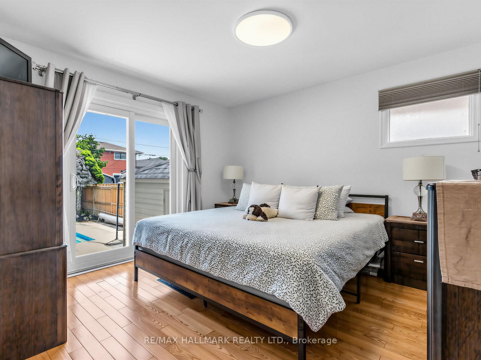 7 Penworth Road • Toronto, ON photo 12