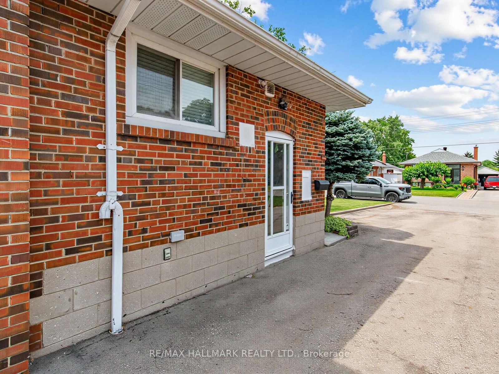 7 Penworth Road • Toronto, ON photo 22