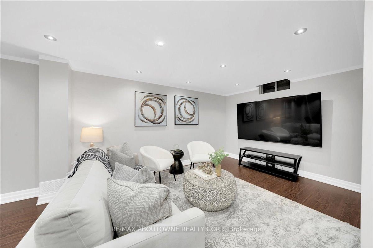 45 Willcocks Crescent • Ajax, ON photo 41