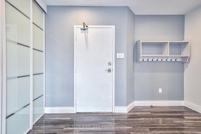 Unit 302 — 1701 Mccowan Road — photo 6