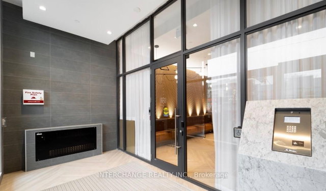 409 - 1285 Queen Street E