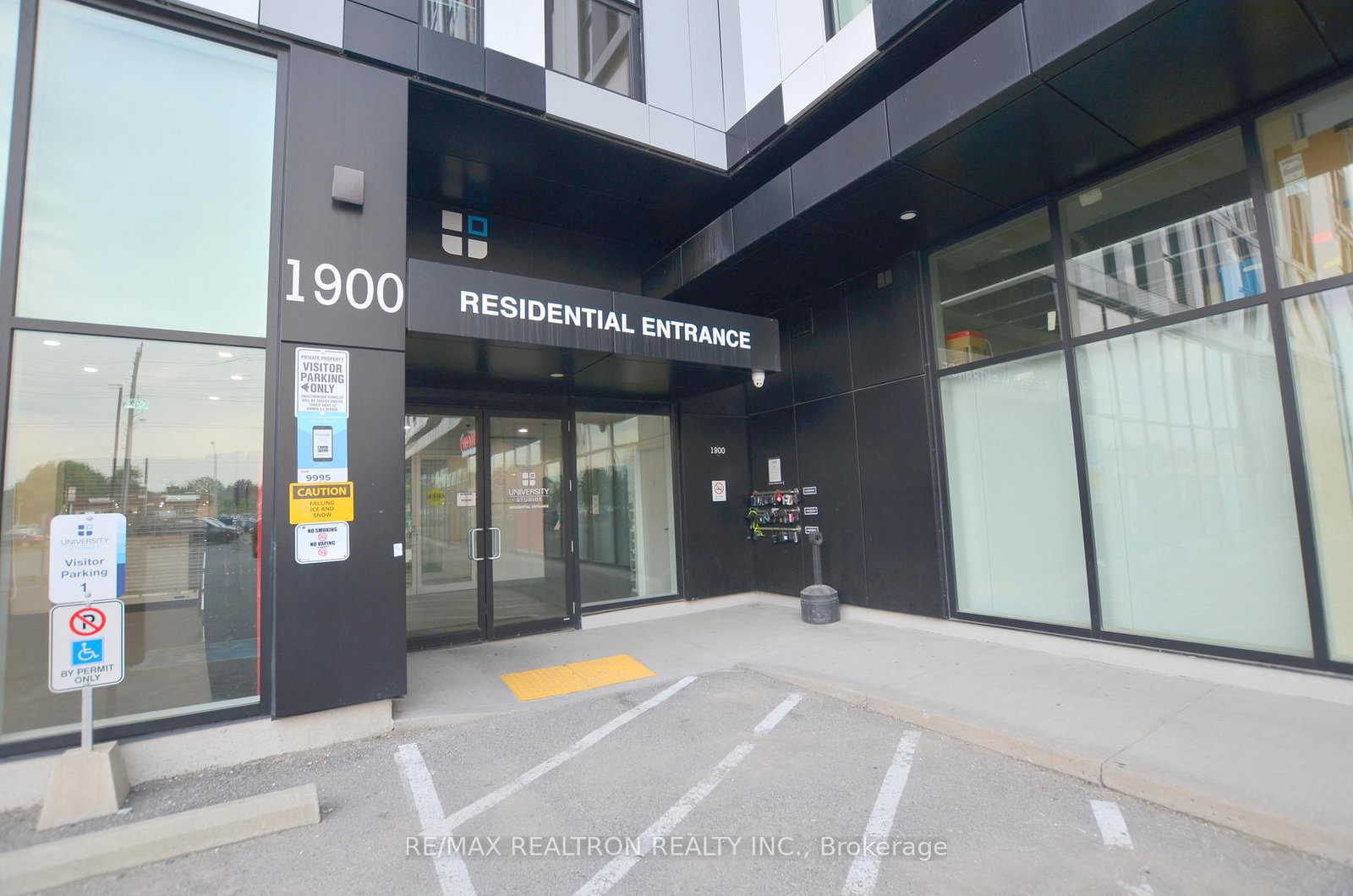 1900 N Simcoe Street • #716 • Oshawa, ON photo 3