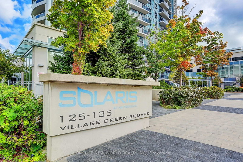 923 - 135 VILLAGE GREEN Square