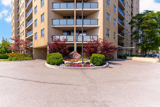 #1209 - 2 Westney Road N