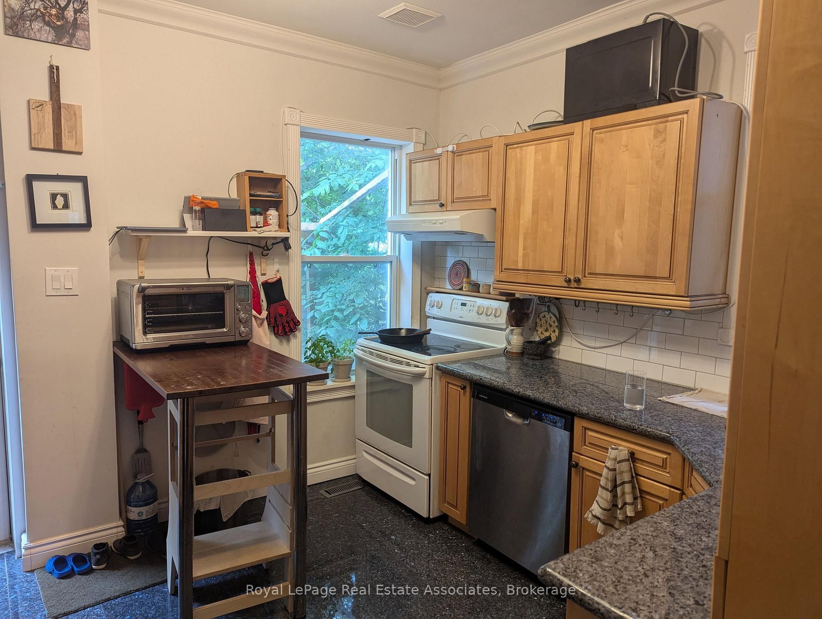 Mn&2nd-52 Ashdale Avenue, Toronto, ON, photo 5