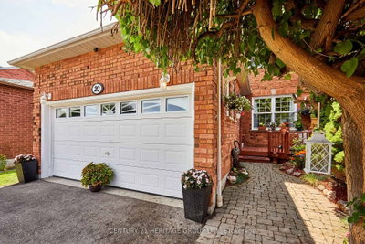 20 Old Colony Drive — photo 4