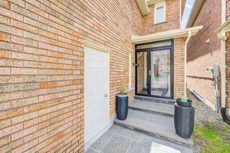 11 Danilack Court