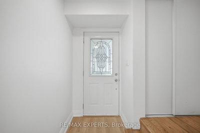 103 Guthrie Crescent — photo 6