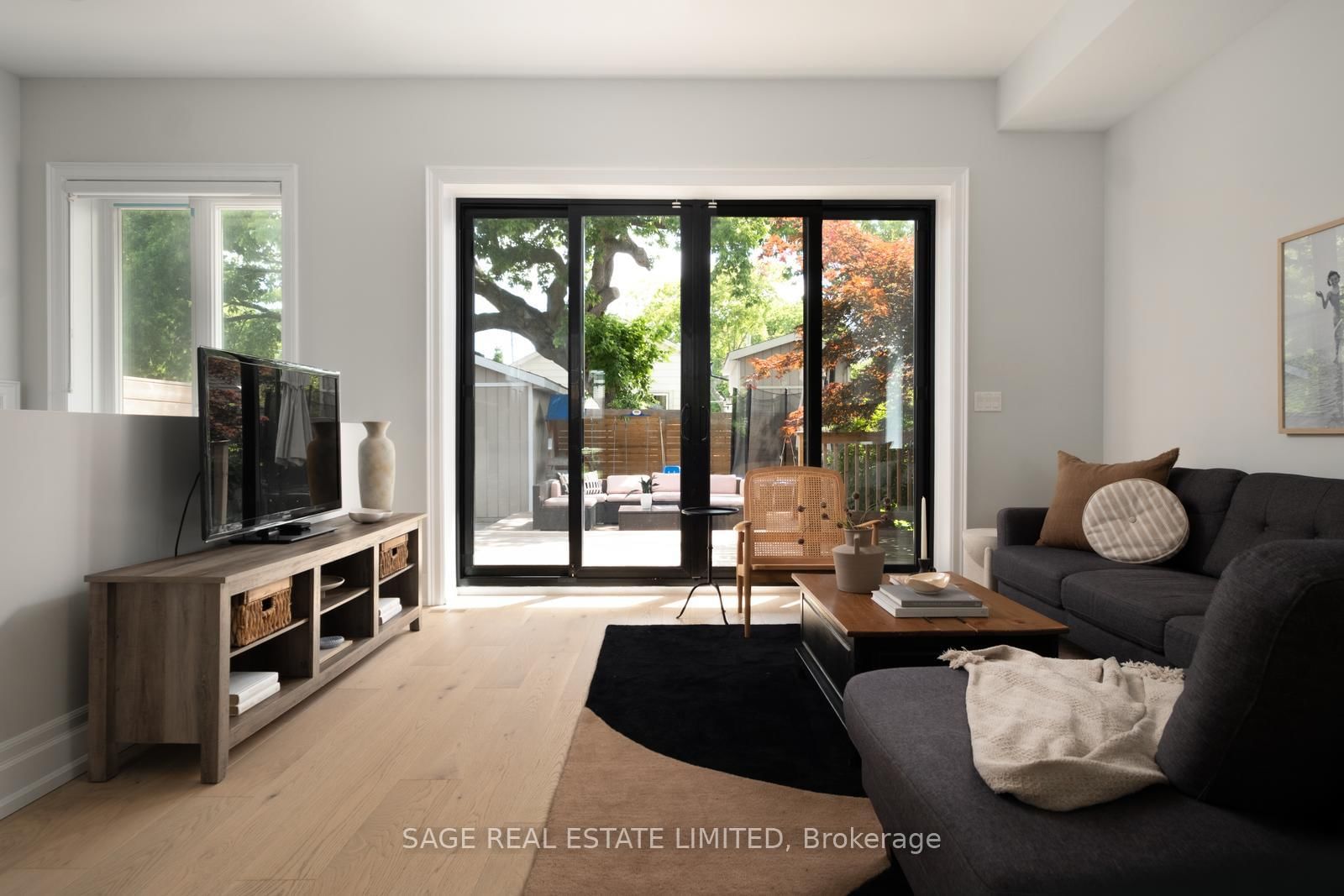 59 Kalmar Avenue • Toronto, ON photo 19
