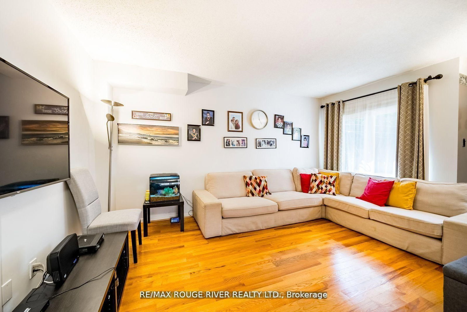 880 Castlegrove Avenue • Oshawa, ON photo 12