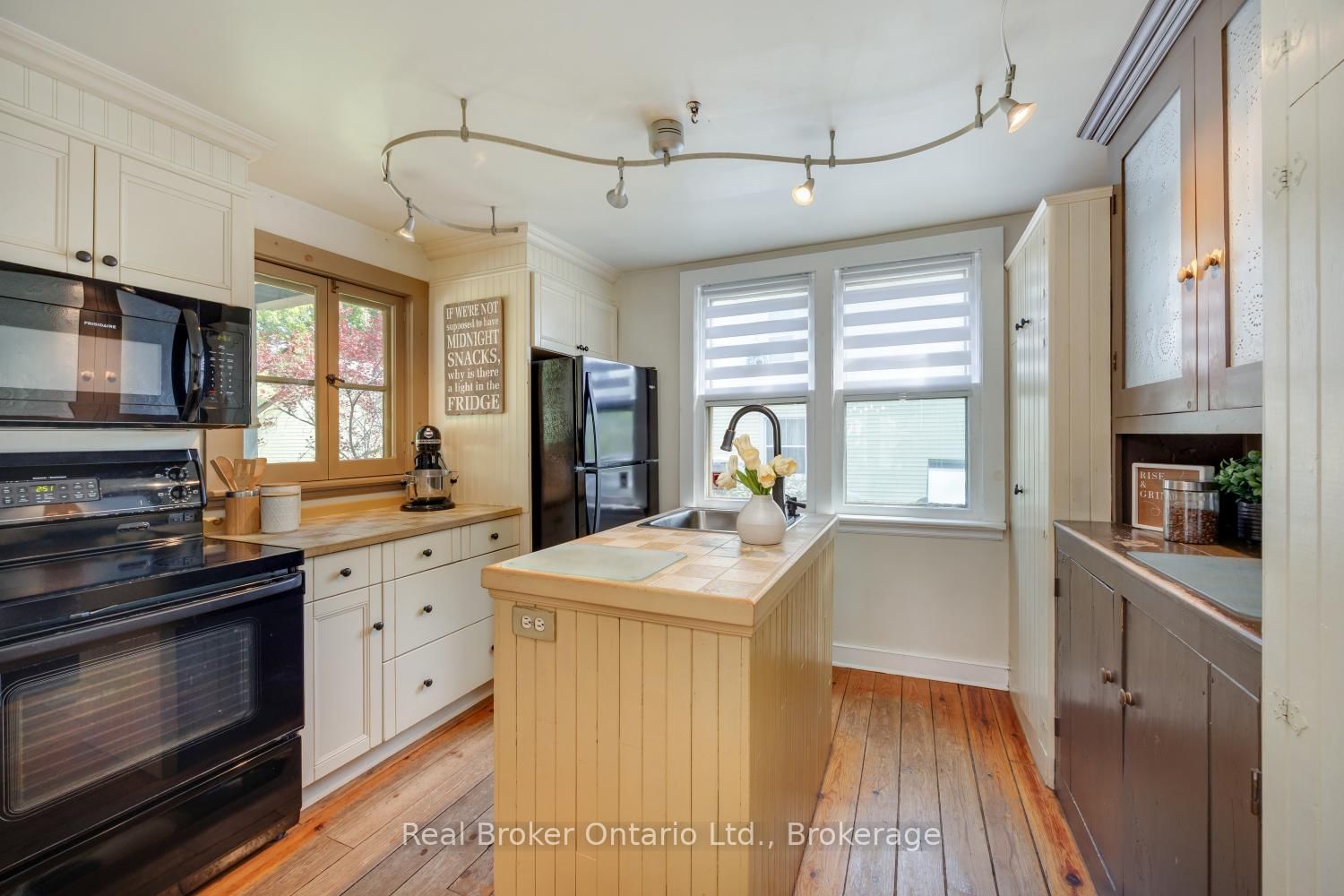 61 Mill Street • Clarington, ON photo 11