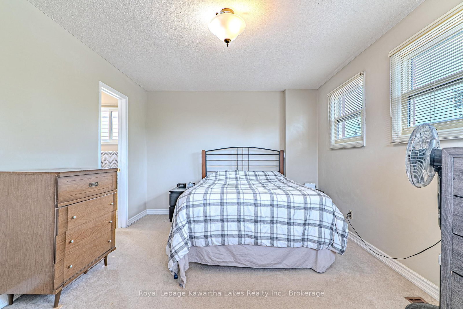 38 Lipton Crescent • Whitby, ON photo 18