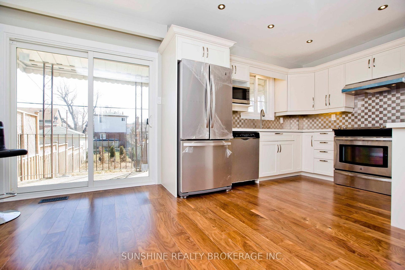 121 Sammon Avenue • Toronto, ON photo 16