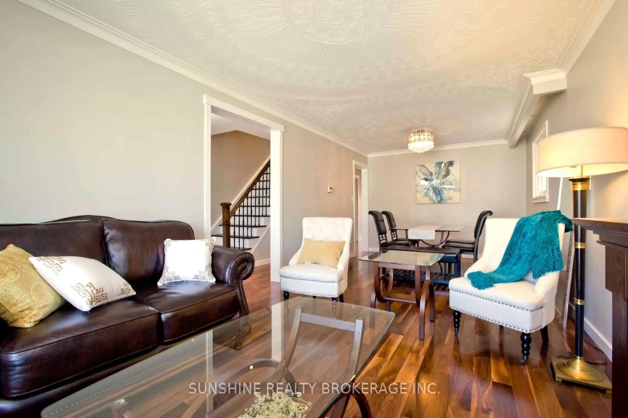 121 Sammon Avenue • Toronto, ON photo 7